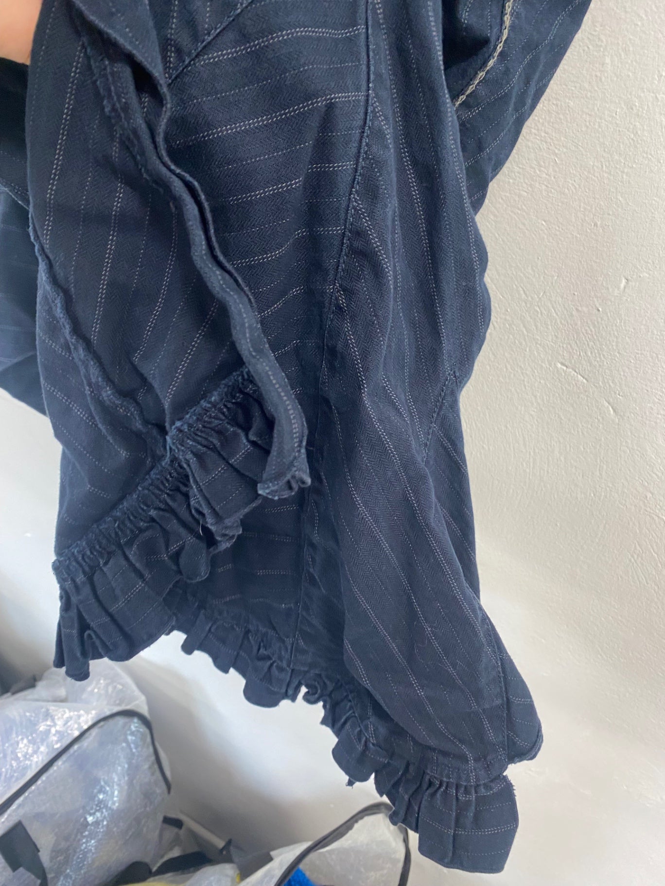 Stunning Marithe Francois Girbaud vintage asymmetric skirt Kilt Y2K UK10 29” pinstripe navy KW605