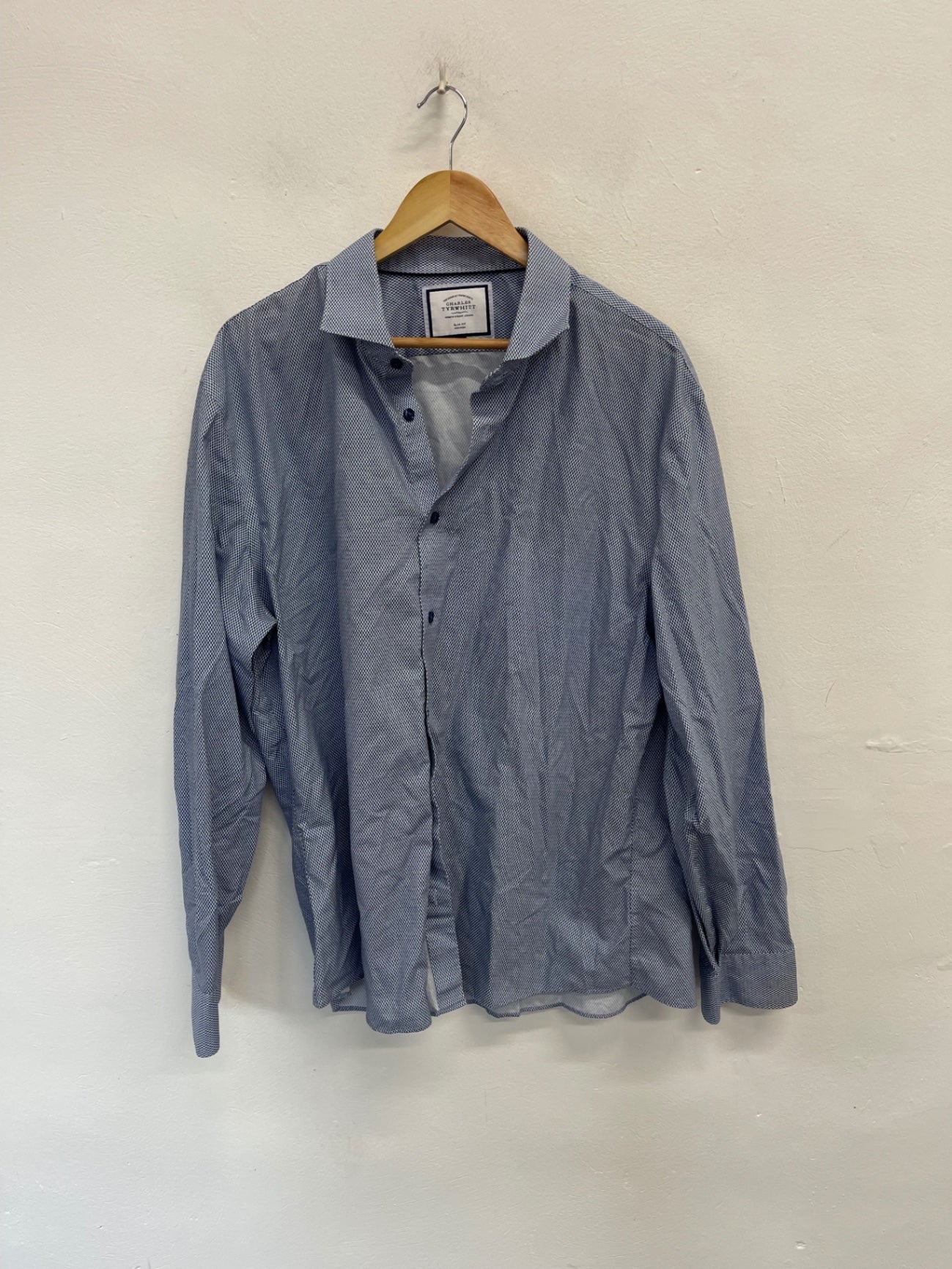 Fabulous Charles Tyrwhitt diamond Shirt UK XXL Blue & White ES609