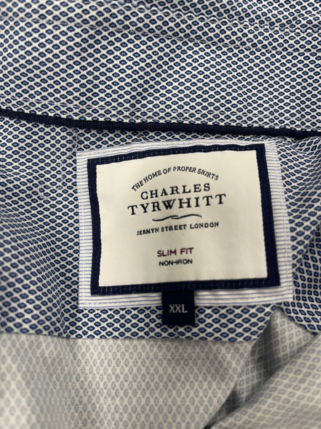 Fabulous Charles Tyrwhitt diamond Shirt UK XXL Blue & White ES609
