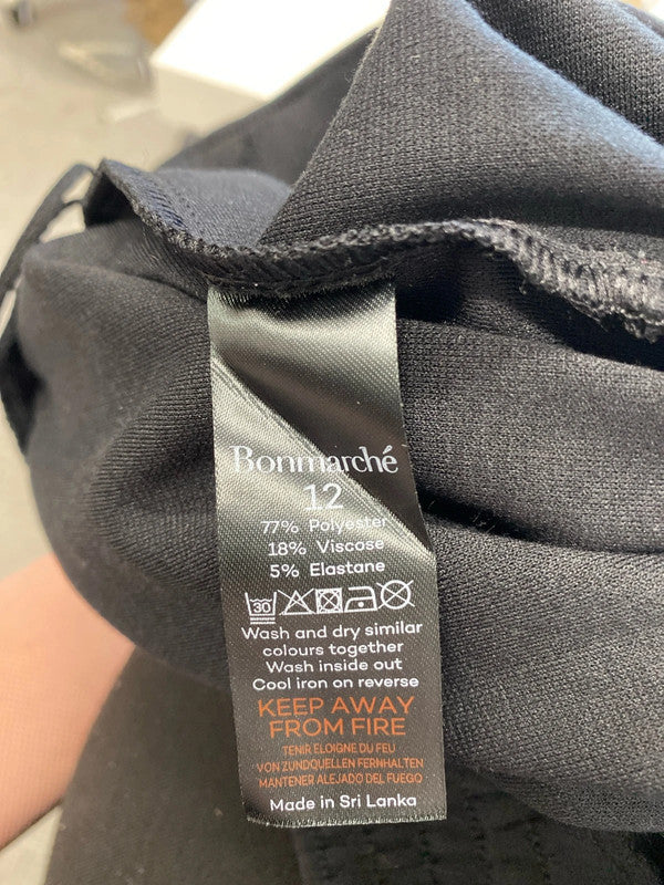 Lovely bonmarche black elasticated waist crop black trousers UK 12 IM001