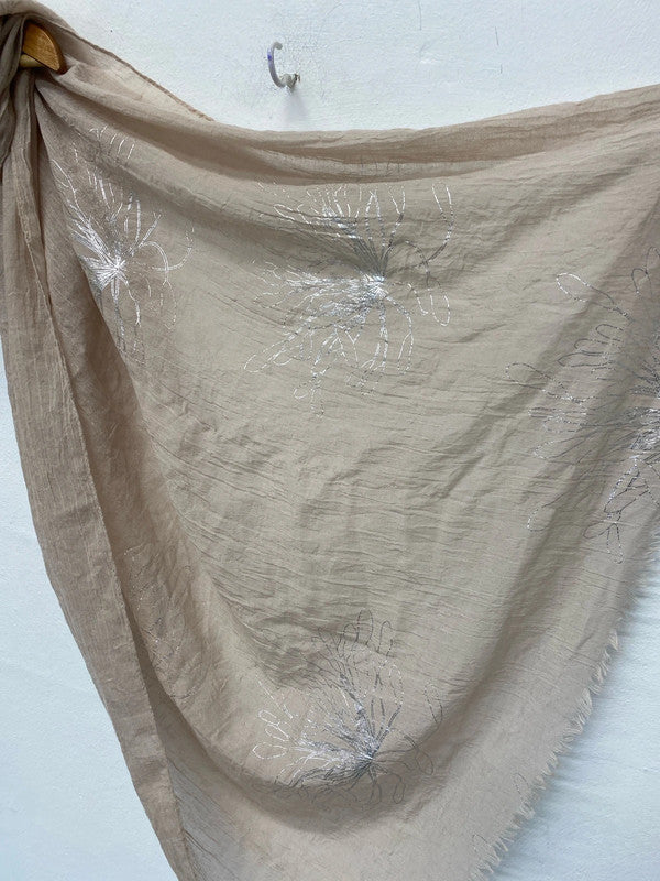 Fabulous Beige & silver super scarf classic Fatface LK006
