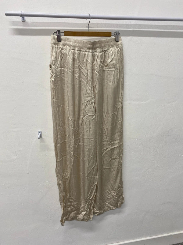 Fabulous Bershka champagne loose fit elastic waist trousers Uk L KS002