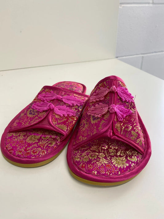 Stunning hot pink oriental sliders from China uk7-8 LW005
