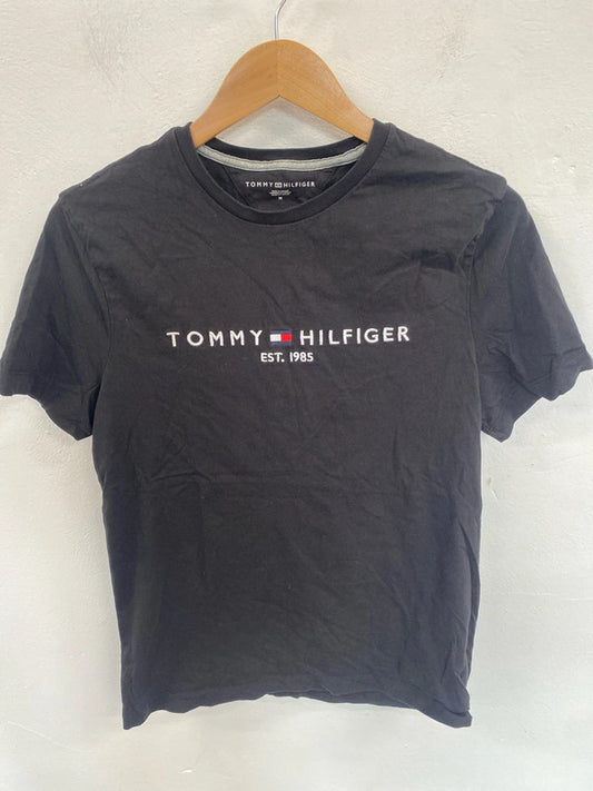 Classic Tommy Hilfiger black logo t-shirt M SD001