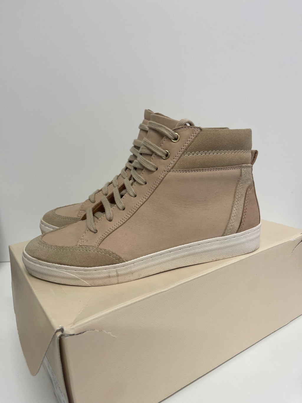 Stunning Next leather high top gold  Sneakers Uk5.5 Beige kS544