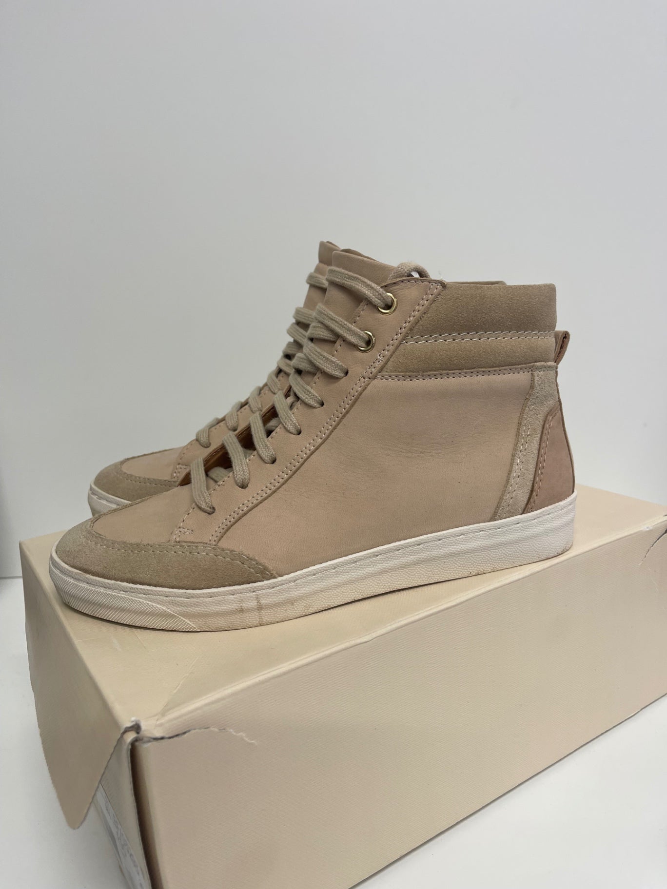 Stunning Next leather high top gold  Sneakers Uk5.5 Beige kS544