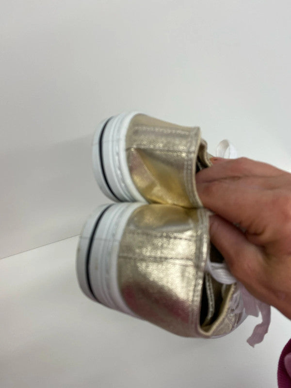 Fabulous Urban Jacks Gold trainers Uk4 JS004