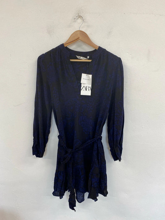 Zara Gorgeous Black & Blue Fleur De Lis Pattern Mini Dress Size M NN001