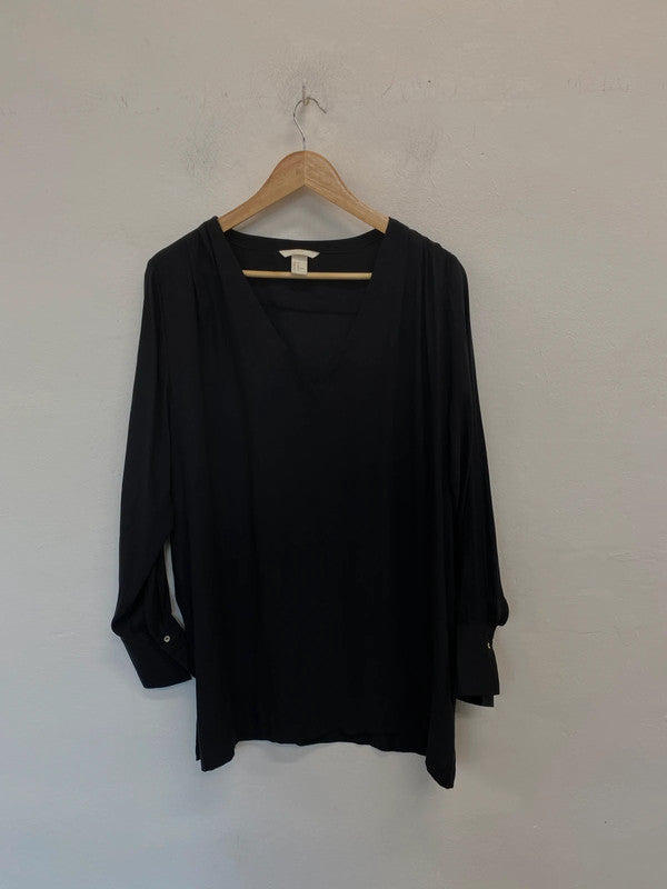 Lovely H&M black semi sheer blouse UK 16 KM003