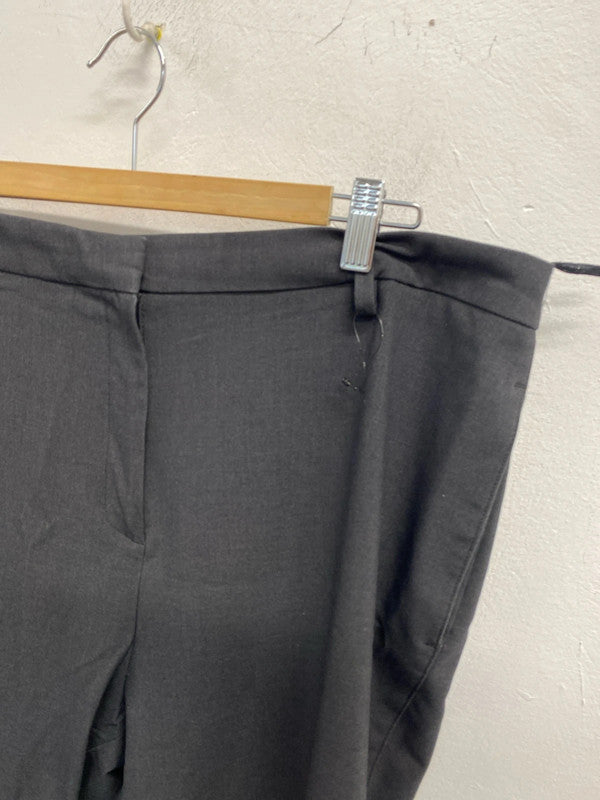 Lovely M&S grey straight office trousers UK 20 reg KN002