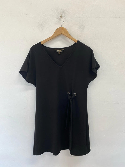 Fabulous Lipsy Black classic skater dress Uk14 GW001