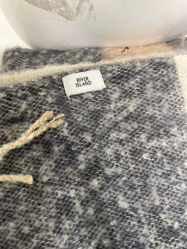 Fabulous River Island peach cream scarf One size KM004