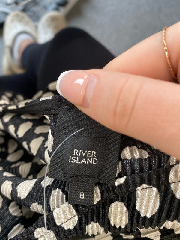 Fabulous river island accordion polka dot dress I’m 8 KM004