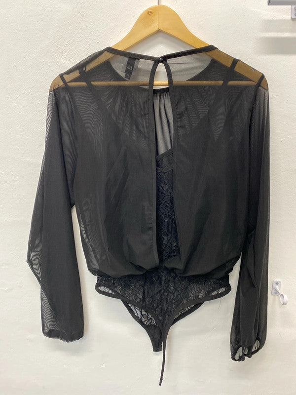 Fabulous semi sheer bodysuit lace with sheer overlay Uk12 JB001