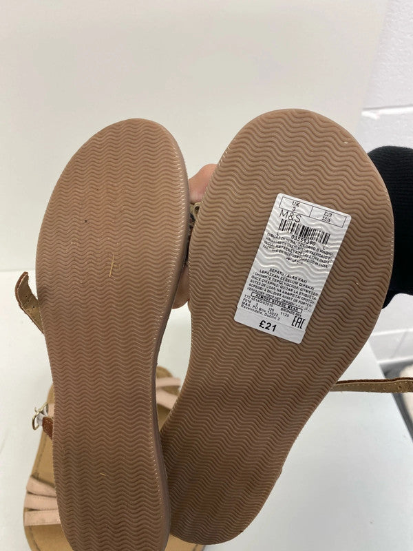Fabulous Bundle of Girls M&S leather sandals classics Uk3 #18 MA003