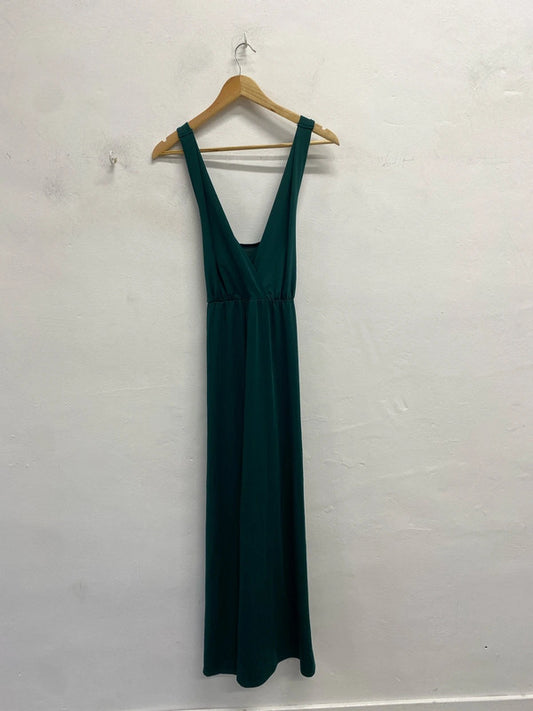 Stunning villa Forrest green maxi dress with low bust and cross back UK M GJ001