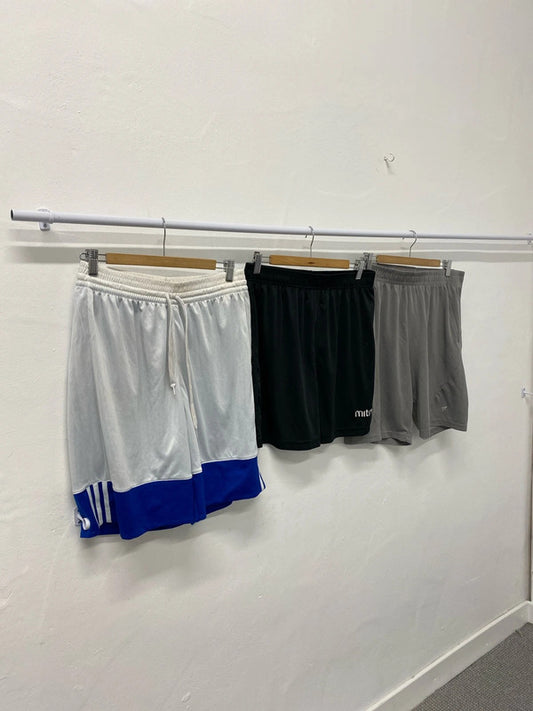 Trip of Men’s sports shorts x 3 Bundle 22 Adidas DS002