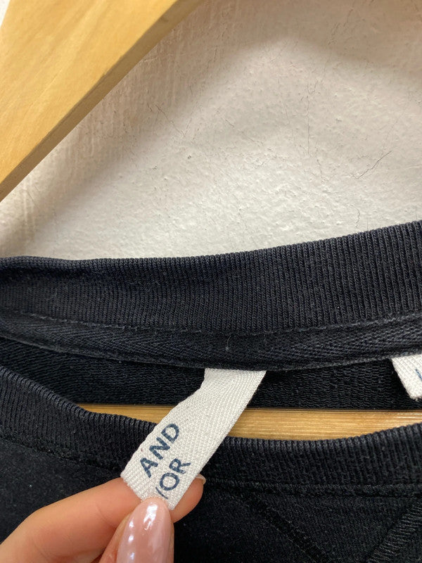 Lovely And/or black jumper UK 14 KS003