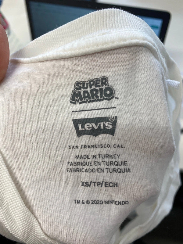 Fabulous womens Levi’s x Mario printed top UK XS SW001