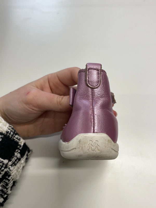 Start-Rite Adorable Purple Metallic Leather Booties Size 4 KM004