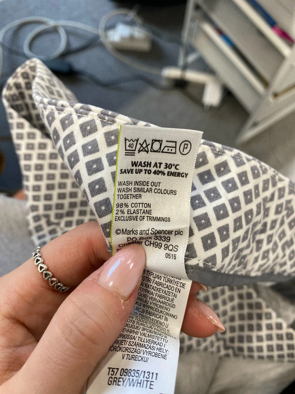 Lovely M&S capri pants grey UK 12 LD001