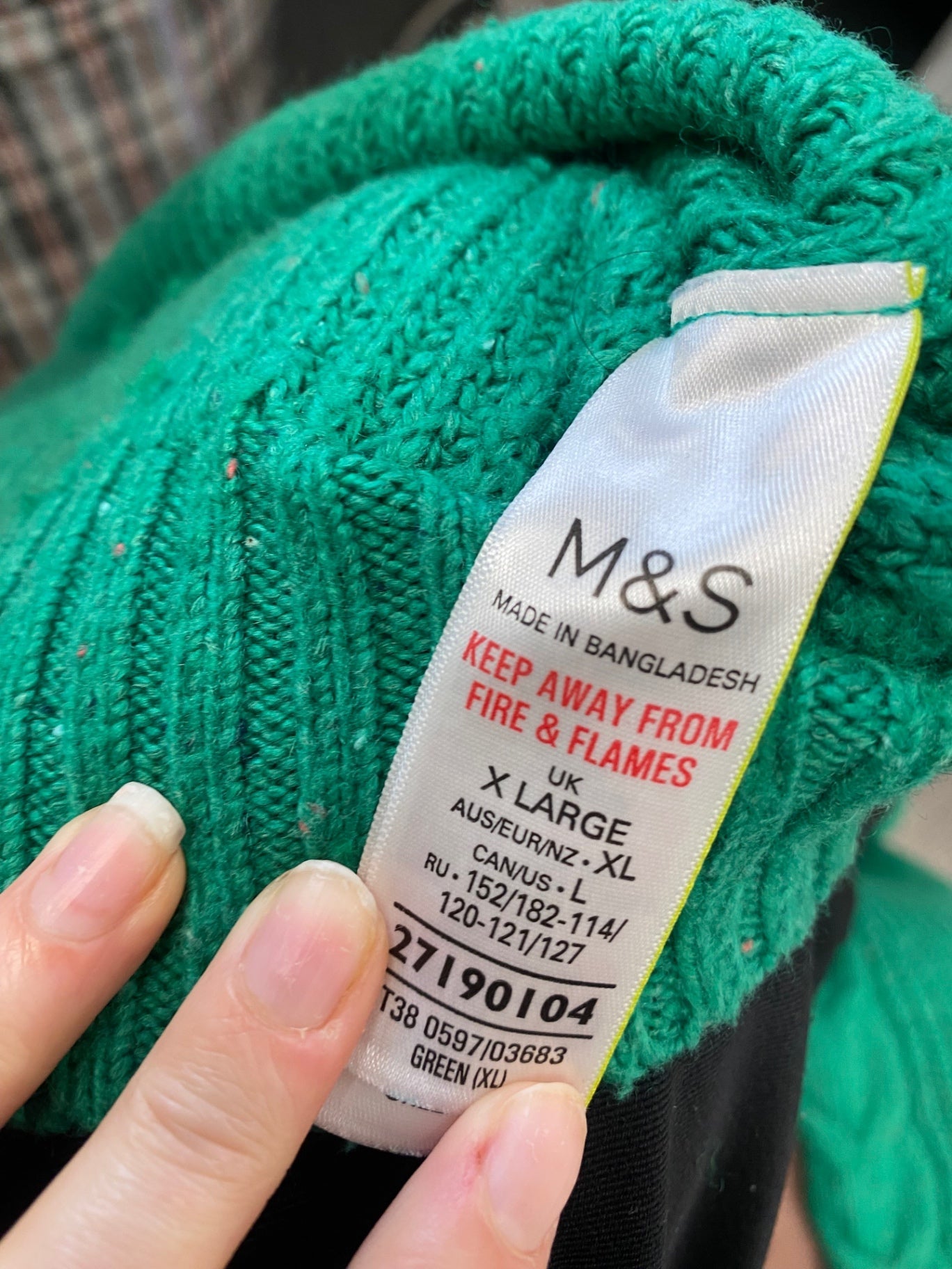 Stunning Marks and Spencer v neck Sweater UK 16 Green knitted DM561