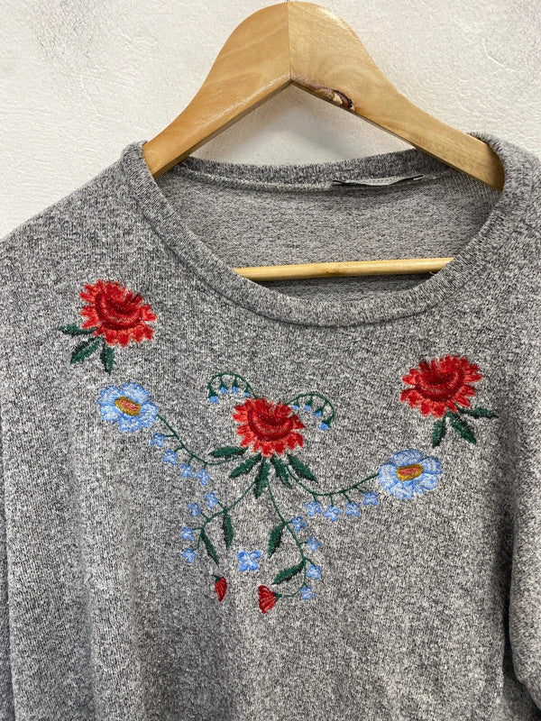 Gorgeous Zara trafaluc grey flower embroidered jumper UK L LB005