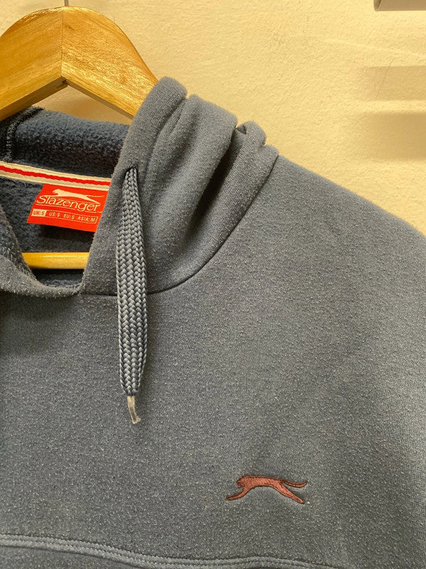 Fabulous soft blue vintage Slazenger hoodie UkS men’s GK002
