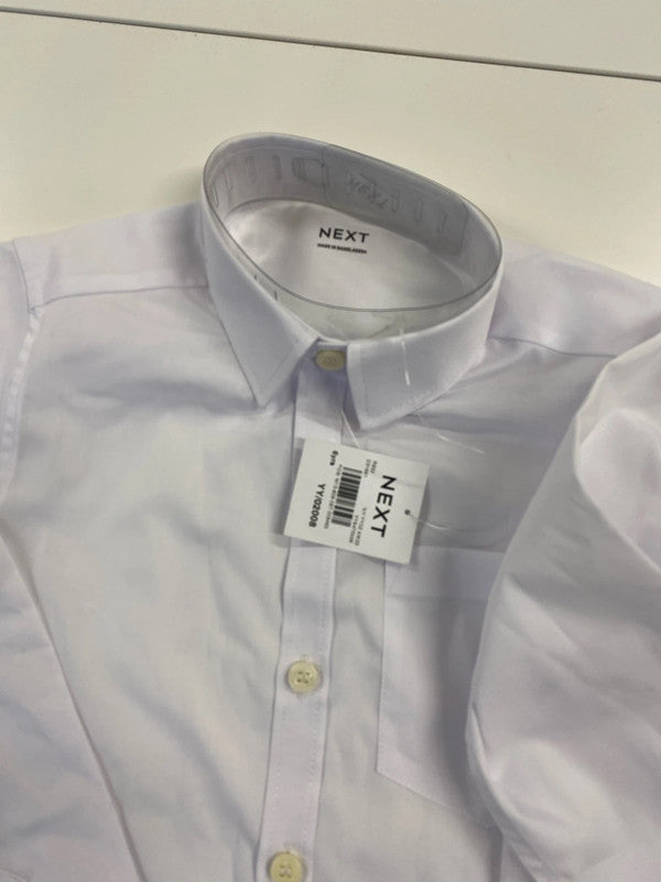 Fabulous new white school shirts age 6 KS002