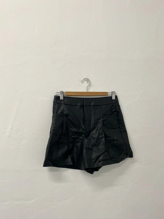 Fabulous Black Faux Leather Zara shorts New with tags UkM KS002