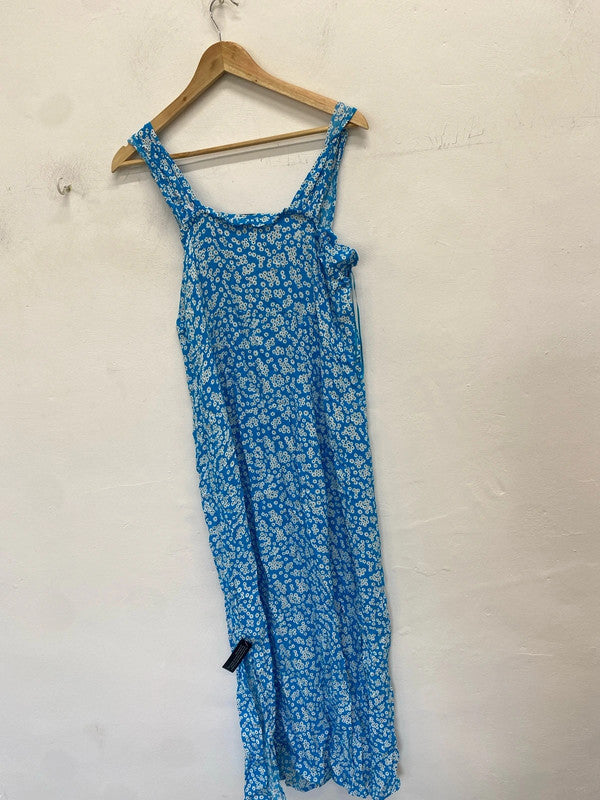 Stunning Roman dusty blue floral dress UK 14 LW005