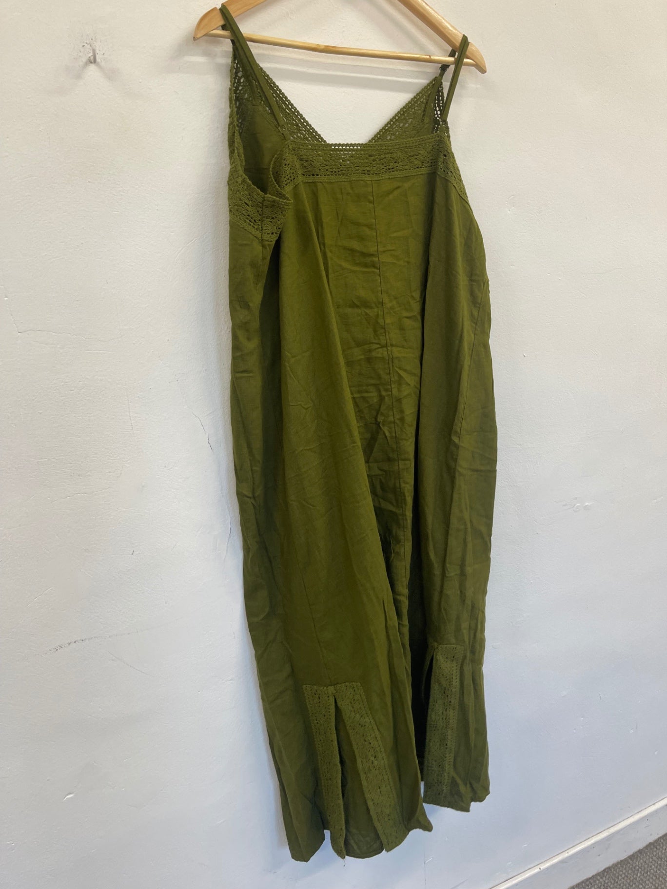 Fabulous M&S Dress UK18 Olive Green floaty line blend boho RM531