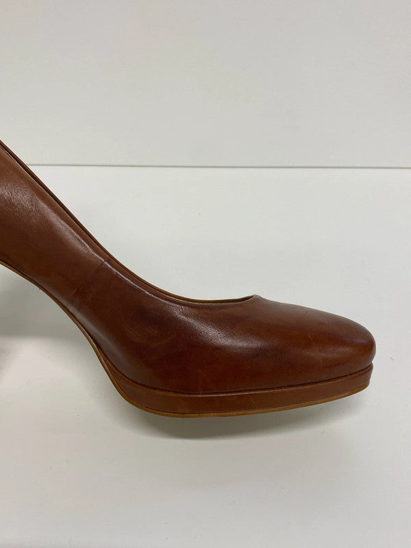 Phase Eight Stylish Tan Leather Court Shoe UK 7 KM005