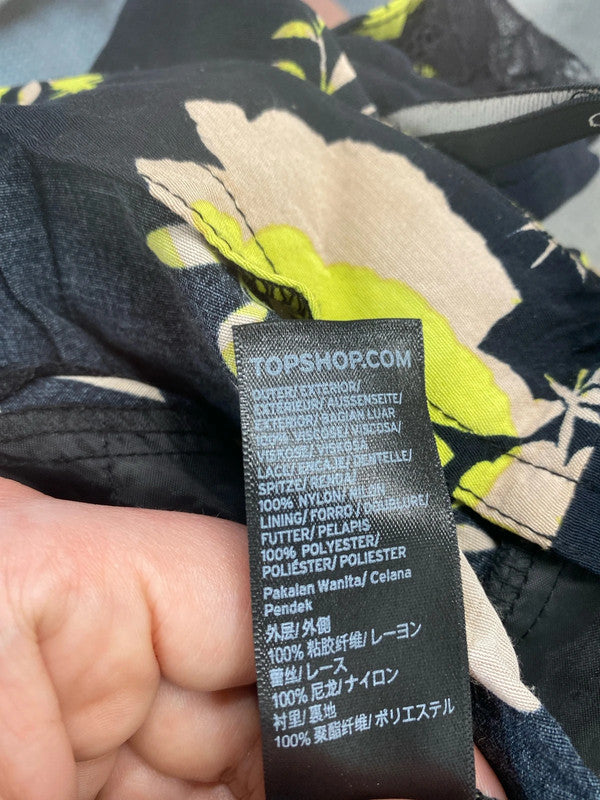 Topshop Edgy Black Floral Lace Detail Shorts UK 8 LK009