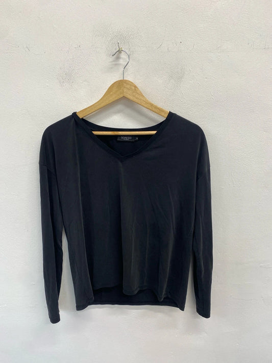 Lovely soaked in luxury black long sleeve top UK M SS002