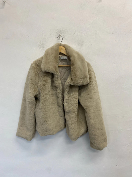 Stunning quiz beige fur coat UK 16 LG006