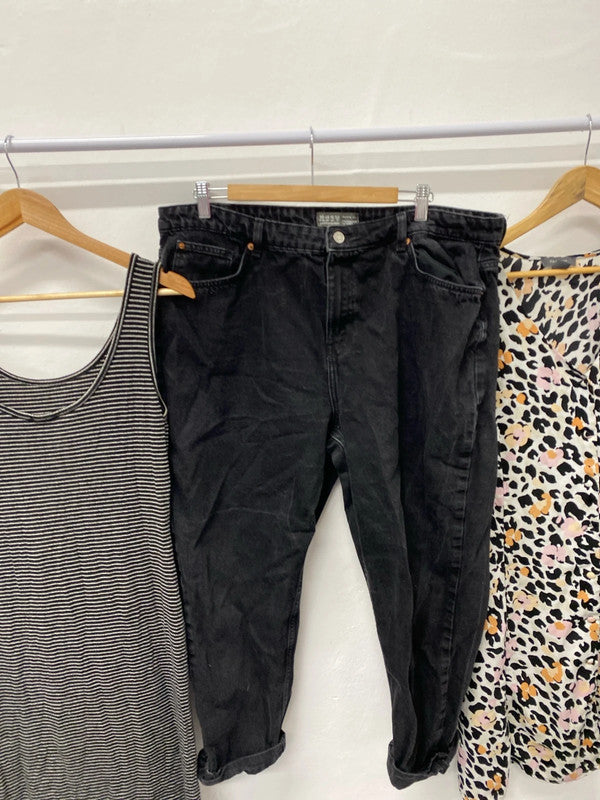 Fabulous Ladies bundle size 18/20 Jeans Animal print JG001