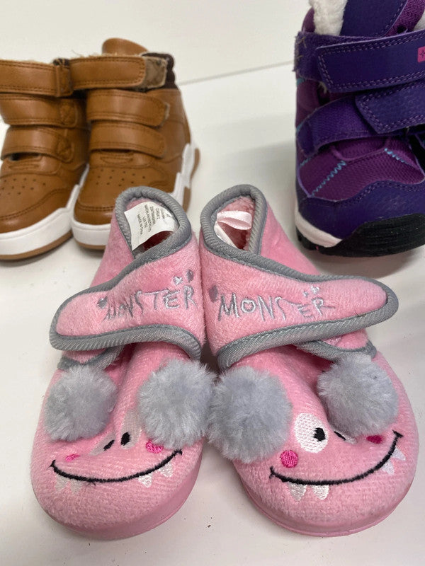 Fabulous Trio of girls boots & slipper size 6 /23 Mountain warehouse #13 LN001