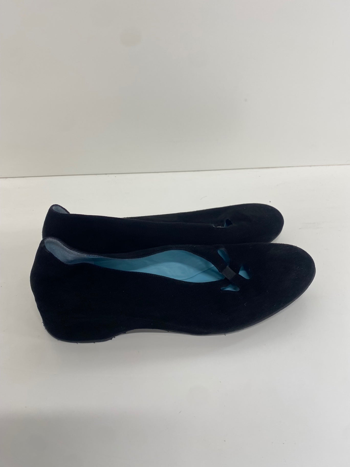 Stunning Thierry rabotin Ballet Flats Uk 7 Black suede SO560