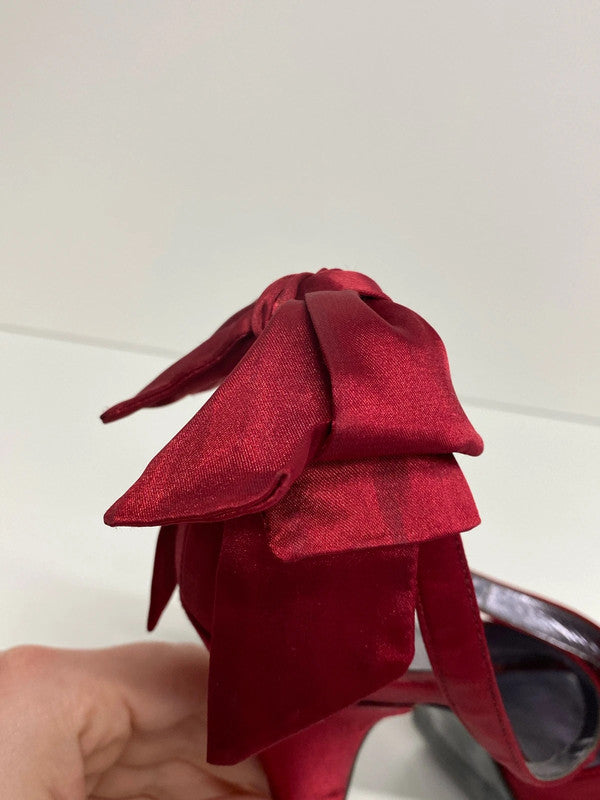Carvela Elegant Red Satin Bow Detail Heels UK 5 AE001