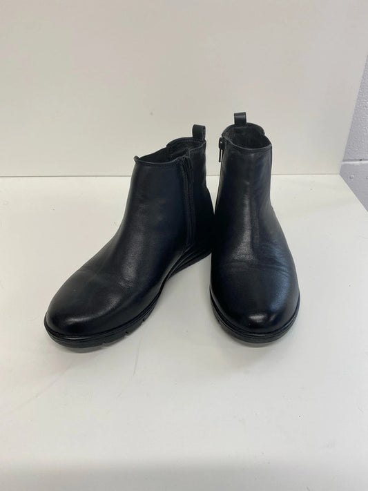 Pavers Chic Black Leather Ankle Boots UK 4 NC001