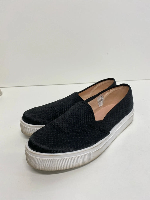 Fabulous Topshop Black faux snakeskin flat form pumps Uk5 ED001
