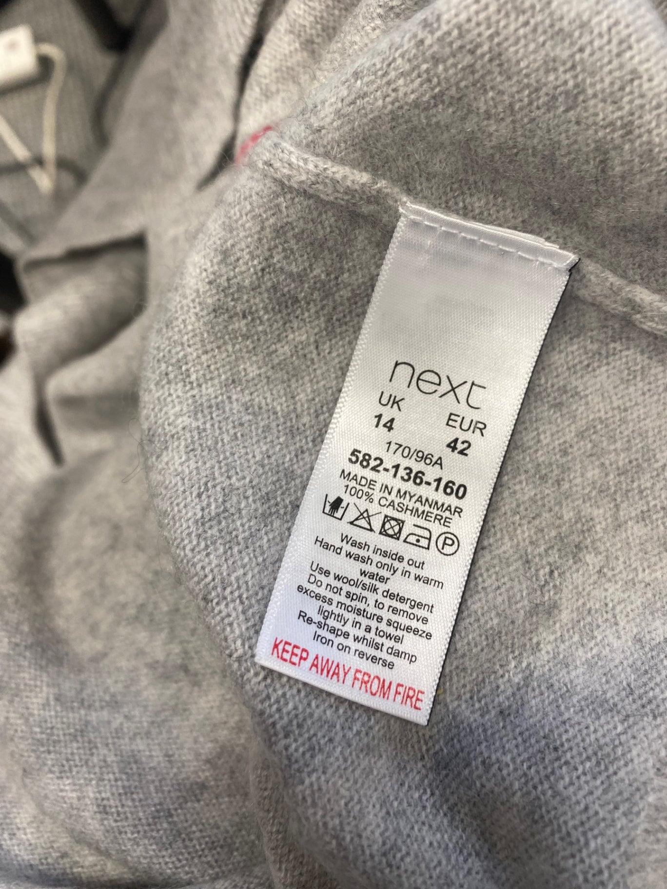 Fabulous Next Sweater UK 14 Grey star cashmere SA514