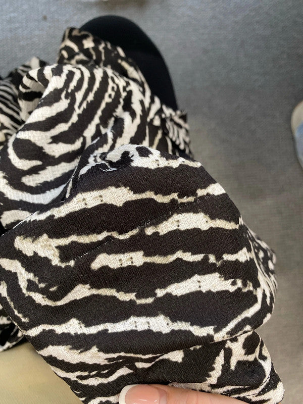 Stylish River Island peplum zebra top uk 10 HA001