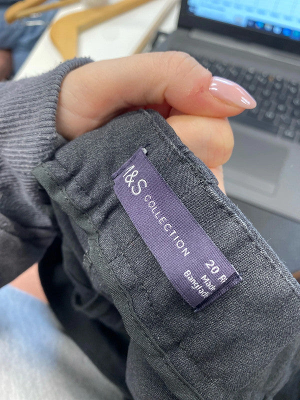 Lovely M&S grey straight office trousers UK 20 reg KN002