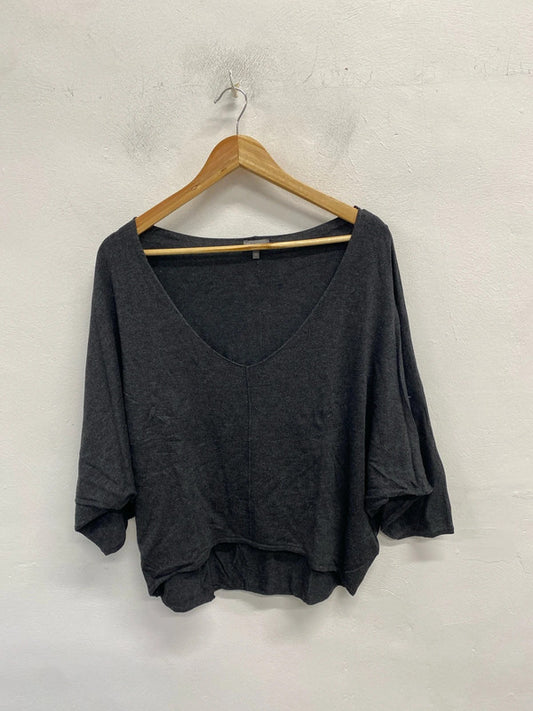 Gorgeous phase eight grey knit low neck floaty top jumper UK 12 AE001
