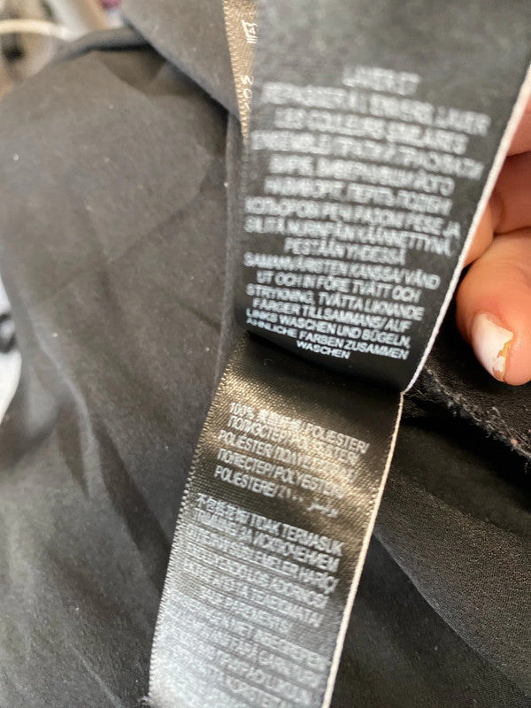 Fabulous M&S loose fit sleeveless top Uk20 summer essential YM001