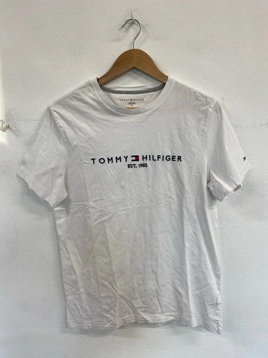 Classic Tommy Hilfiger embroidered logo tee M SD001