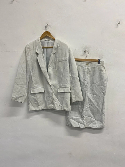 Fabulous Vintage 1980’s St Michael’s M&S embroidered suit Uk10/12 EC003