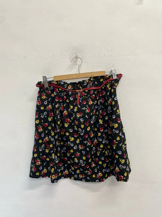 Lovely oasis black floral belted mini skirt new with tags UK 14 NN001